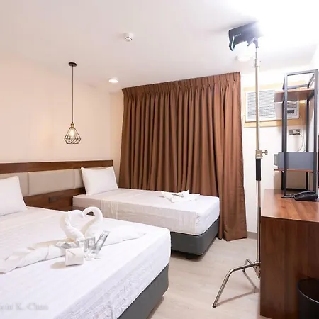 Griffin Hotel And Suites Cebu Exterior photo