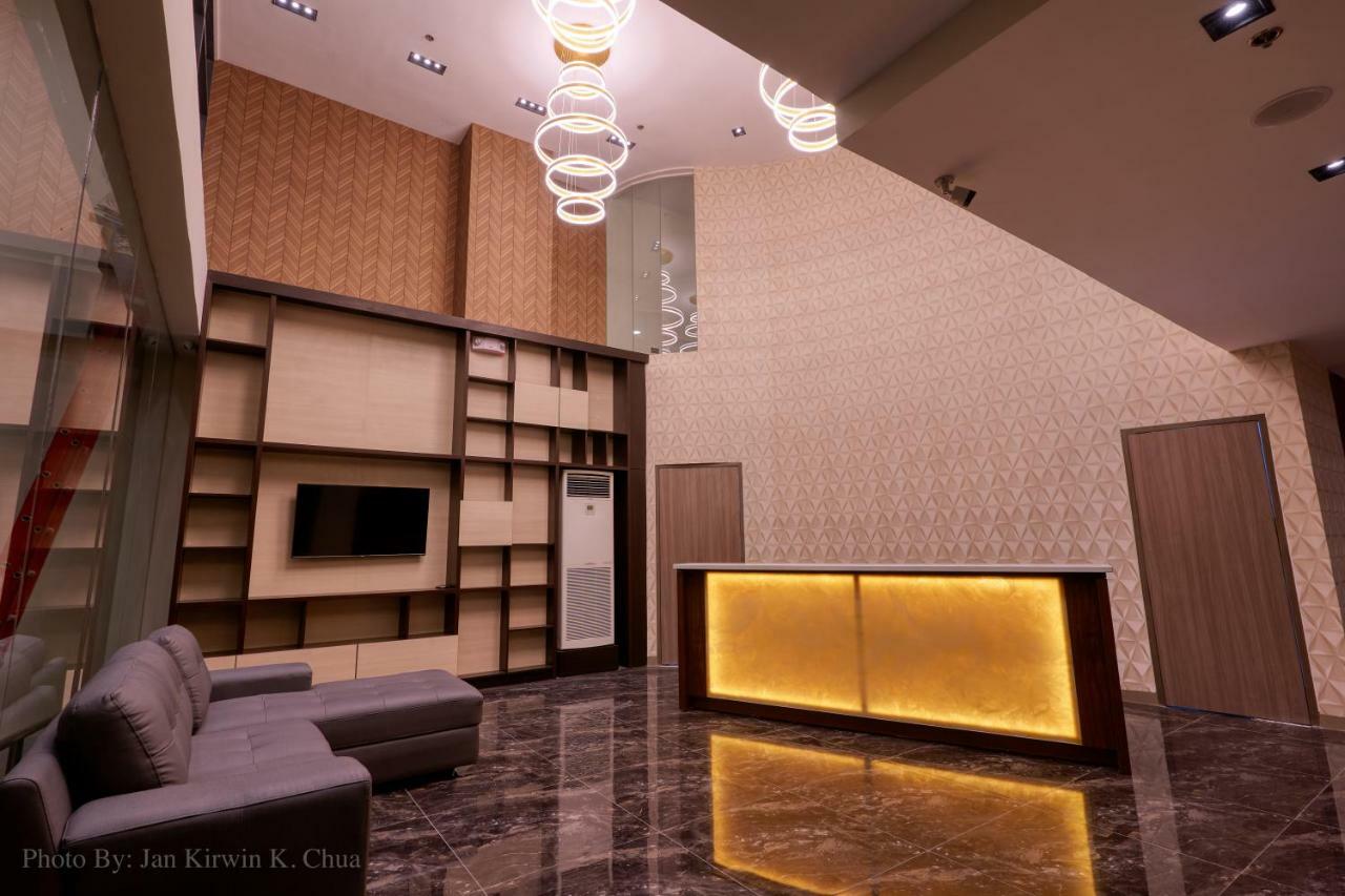 Griffin And Hotel Cebu